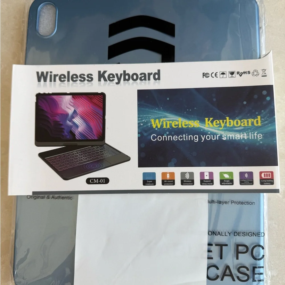 NWT Apple iPad 10th Generation Wireless Keyboard Case
